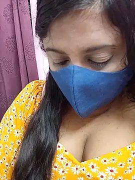 Tami-sonia online show from April 3, 7:31 pm