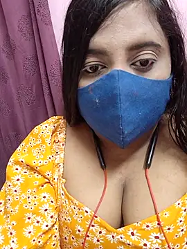 Tami-sonia online show from April 16, 6:41 pm