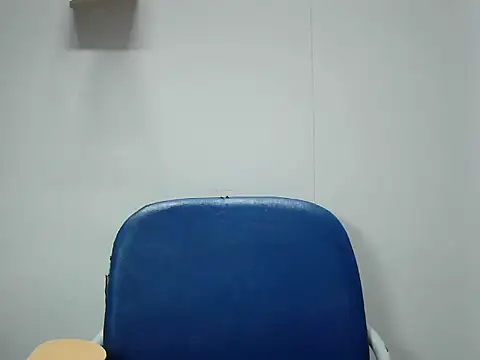 Snapshot of Lyna_2k chatting on May 3, 4:54 pm Lyna 2k online show from May 3, 4:54 pm