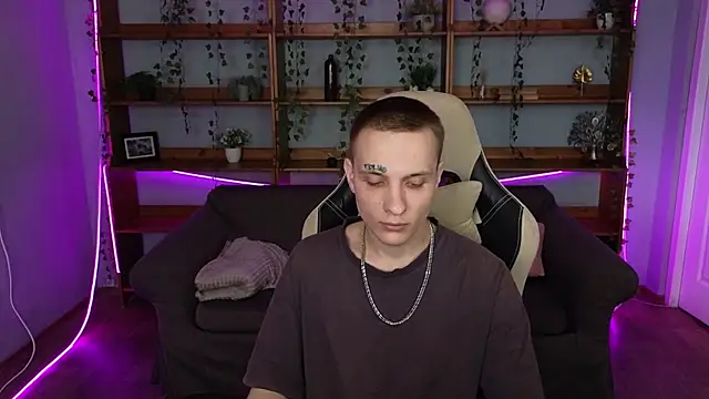 Snapshot of Dreamkai chatting on April 11, 1:24 am Dreamkai online show from April 11, 1:24 am