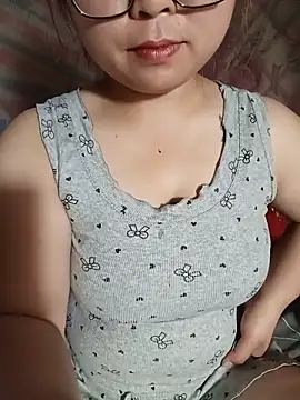jas-cutle online show from May 19, 1:43 am