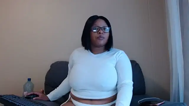 xxZoeyx online show from March 23, 4:56 am