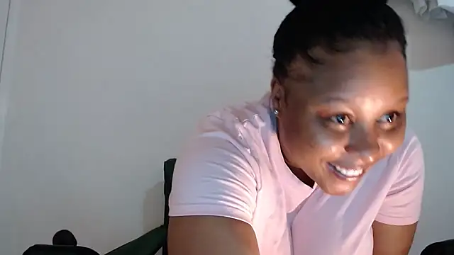 Snapshot of xxZoeyx chatting on March 10, 7:22 am xxZoeyx online show from March 10, 7:22 am