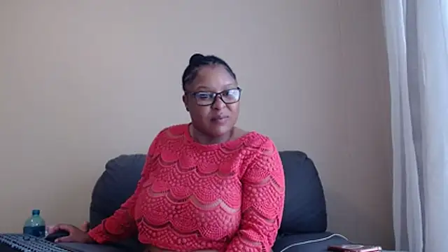 xxZoeyx online show from March 5, 5:04 am