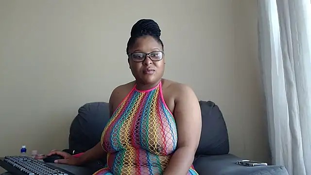 xxZoeyx online show from May 11, 7:21 am