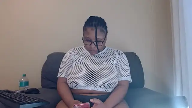 xxZoeyx online show from November 3, 4:32 pm