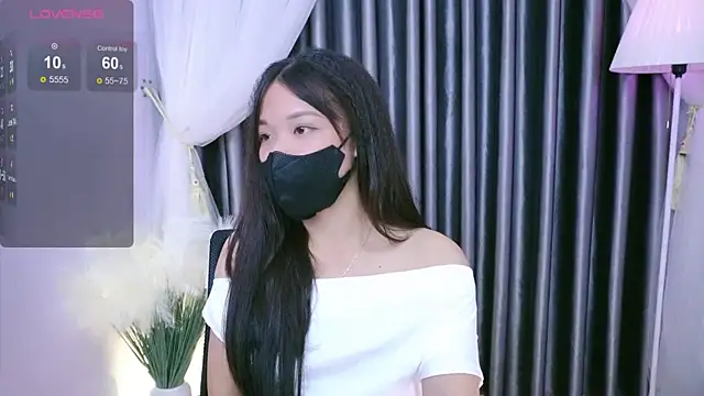 Lu Ly22 online show from May 25, 1:54 pm