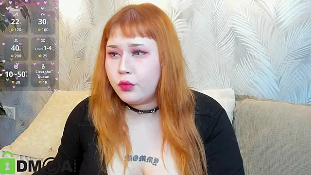 Roxy Moor online show from June 17, 9:08 am
