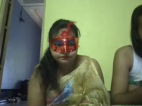 Naina1994 online show from May 26, 7:28 am