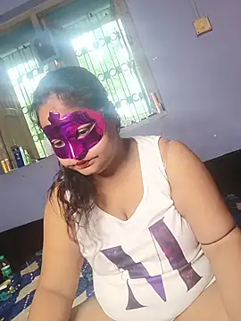 Snapshot of Naina1994 chatting on July 10, 7:08 am Naina1994 online show from July 10, 7:08 am