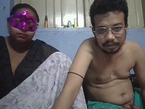 Naina1994 online show from April 27, 6:50 pm