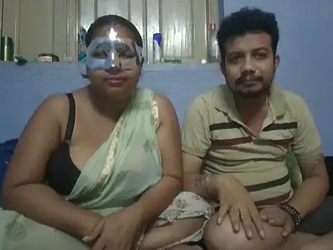 Naina1994 online show from April 18, 8:42 pm