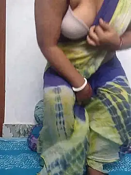 CamGirl Neha online show from May 12, 7:20 pm