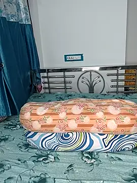 CamGirl Neha online show from July 3, 9:10 pm