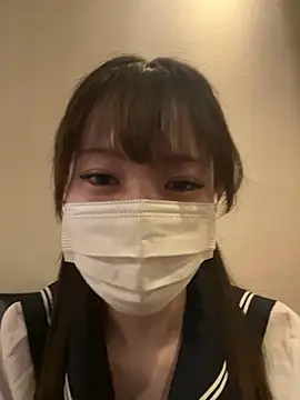 Snapshot of yuki2210 chatting on April 8, 3:13 pm yuki2210 online show from April 8, 3:13 pm