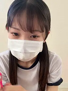Snapshot of yuki2210 chatting on April 7, 8:16 am yuki2210 online show from April 7, 8:16 am