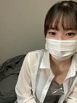 yuki2210 online show from April 1, 2:35 am