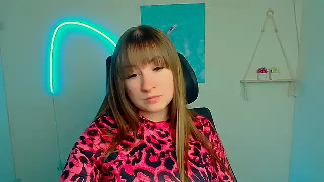 Tiffani Angel online show from April 13, 11:14 am