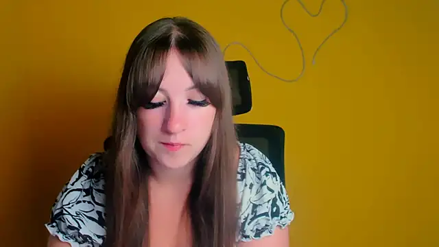 Snapshot of Tiffani_Angel chatting on July 1, 5:30 am Tiffani Angel online show from July 1, 5:30 am