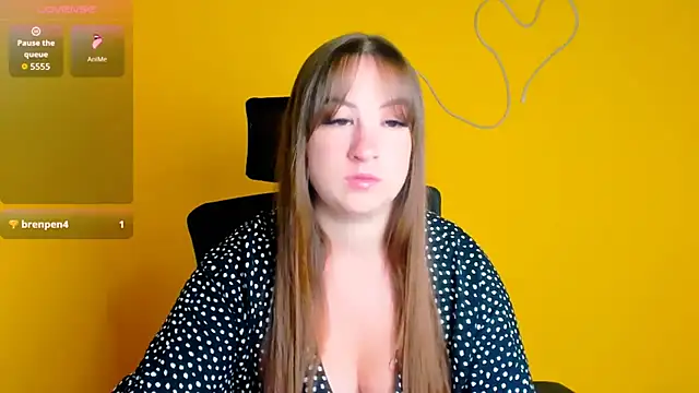 Snapshot of Tiffani_Angel chatting on July 10, 11:21 am Tiffani Angel online show from July 10, 11:21 am