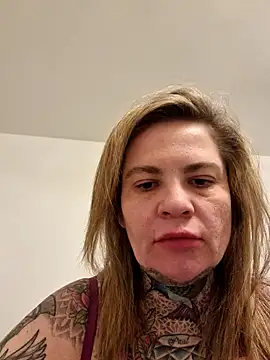 ellarealbrazilian online show from March 31, 8:33 pm