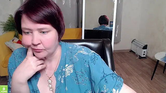 QUEEN02030 online show from May 25, 10:30 pm