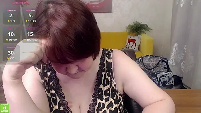 QUEEN02030 online show from July 10, 3:12 pm