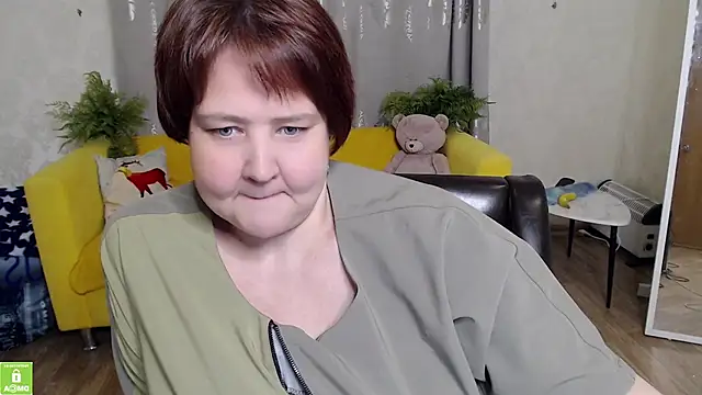 QUEEN02030 online show from April 30, 3:19 pm