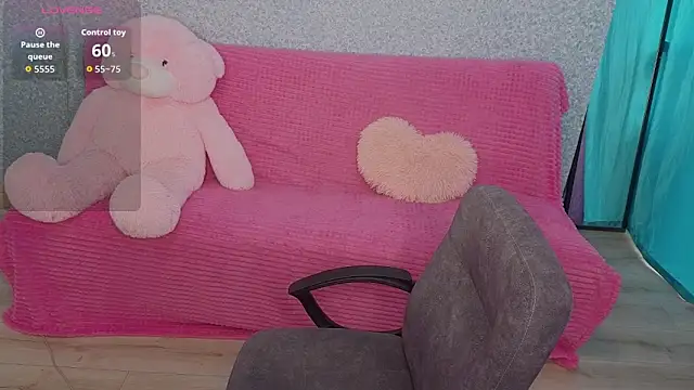 SofiDreamm online show from May 12, 2:34 pm