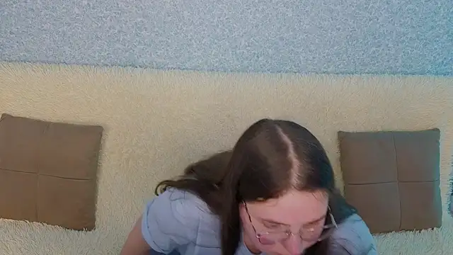 SofiDreamm online show from April 15, 2:32 pm