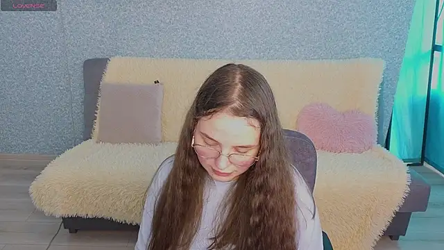 Snapshot of SofiDreamm chatting on June 8, 3:01 pm SofiDreamm online show from June 8, 3:01 pm