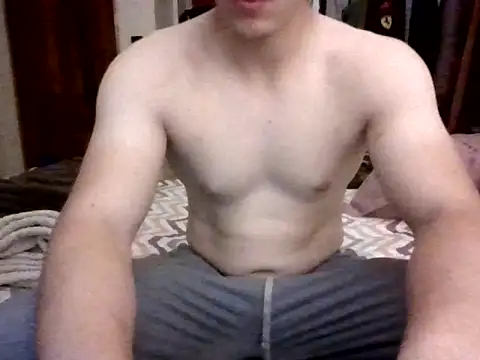 Snapshot of DavMC19cm chatting on August 2, 2:32 am DavMC19cm online show from August 2, 2:32 am