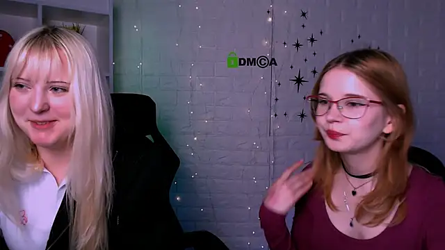 callmevivien online show from April 14, 1:16 pm