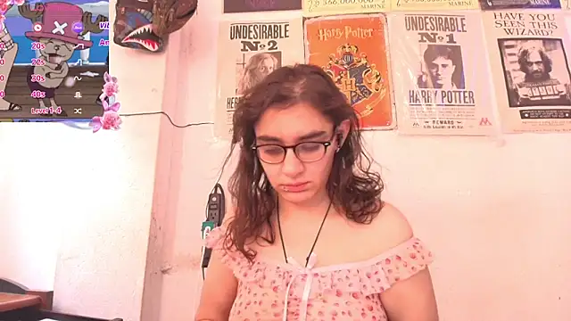 Ellaa honey online show from April 27, 2:15 pm