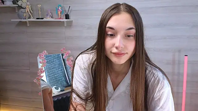 Snapshot of belle_cute chatting on June 29, 3:35 am belle cute online show from June 29, 3:35 am
