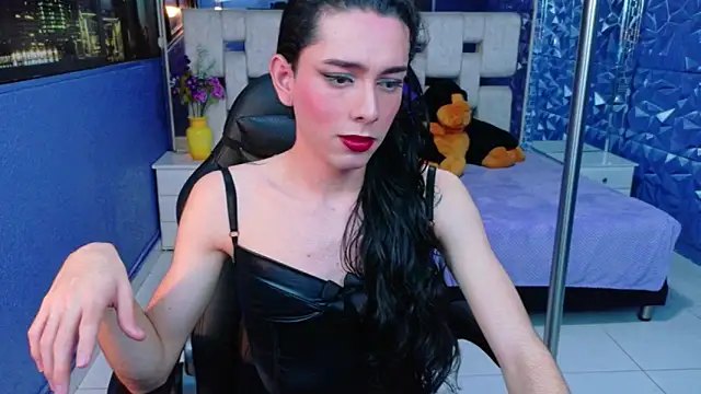 Sharlon  online show from May 6, 1:15 pm