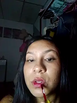 Snapshot of karo_cute chatting on June 28, 4:19 am karo cute online show from June 28, 4:19 am