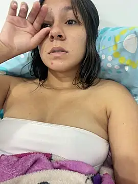 Snapshot of karo_cute chatting on August 5, 7:30 pm karo cute online show from August 5, 7:30 pm