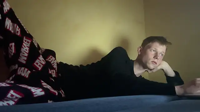 dreamy devi1 online show from April 12, 6:00 pm