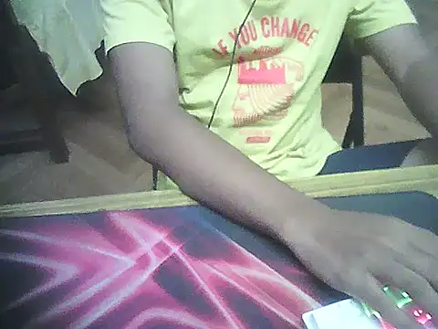 letsplaygame online show from May 5, 5:16 pm