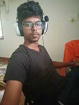 letsplaygame online show from June 3, 6:03 am