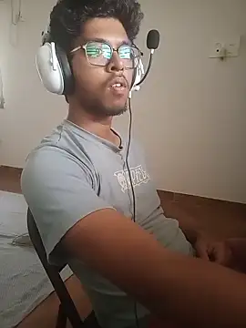 letsplaygame online show from May 16, 7:18 am
