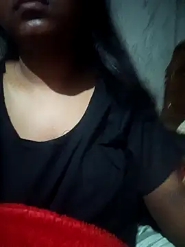 Snapshot of Your_Mommy_003 chatting on March 30, 5:25 pm Your Mommy 003 online show from March 30, 5:25 pm