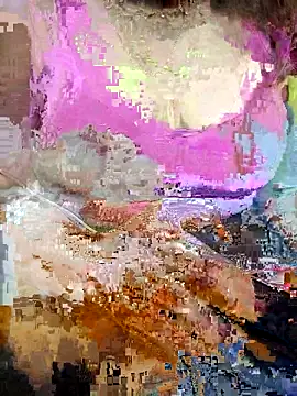 Snapshot of Your_Mommy_003 chatting on April 2, 8:37 pm Your Mommy 003 online show from April 2, 8:37 pm