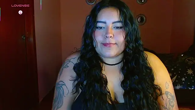 Snapshot of LunaAddittion chatting on April 5, 4:57 pm LunaAddittion online show from April 5, 4:57 pm