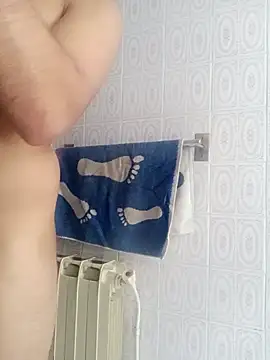maicolvalejo4444 online show from April 22, 3:30 pm