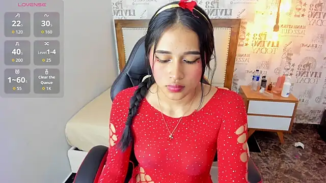 PALOMA ALVES online show from June 2, 10:43 pm
