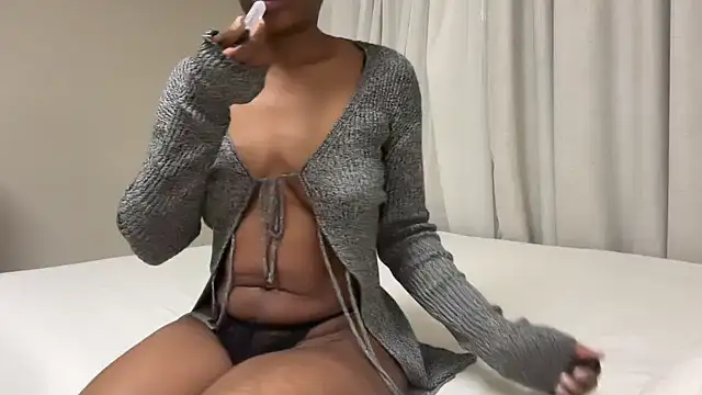 LunaJoHeat online show from April 27, 10:19 pm