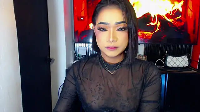 Holy Flaire online show from May 24, 3:45 pm