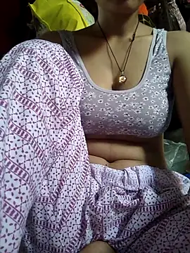 Snapshot of Palaksingh143 chatting on June 8, 2:23 am Palaksingh143 online show from June 8, 2:23 am
